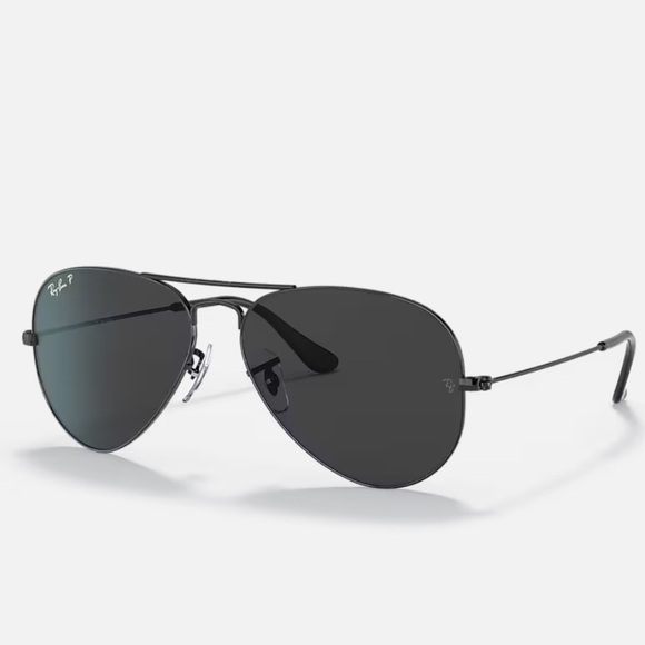 Ray-Ban Total Black Aviator Subglasses - Picture 1 of 7